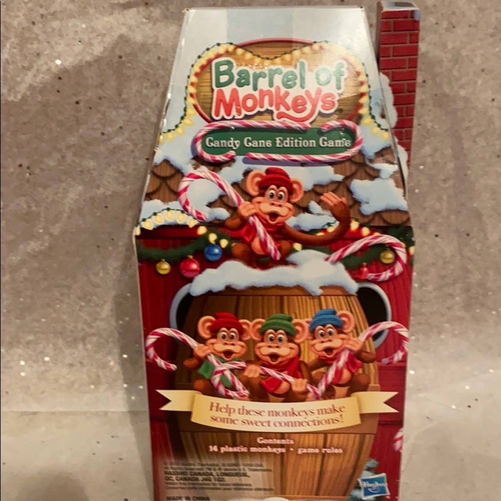 Barrel of monkeys candy cane edition game